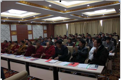 同德县举办人民调解员培训班并发放调解补贴
