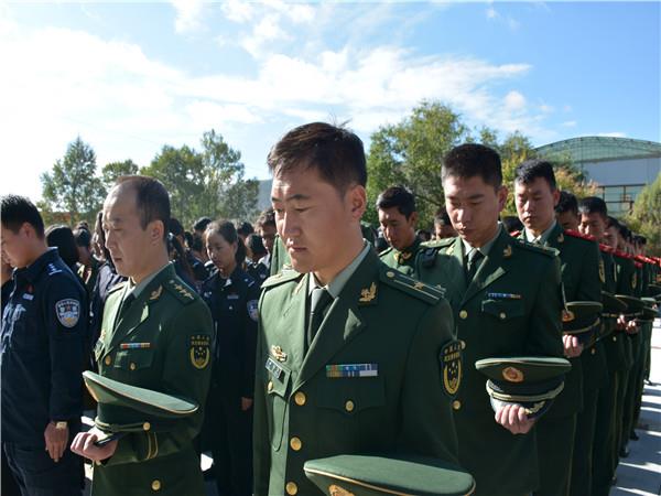 同德大队参加“烈士纪念日”纪念活动