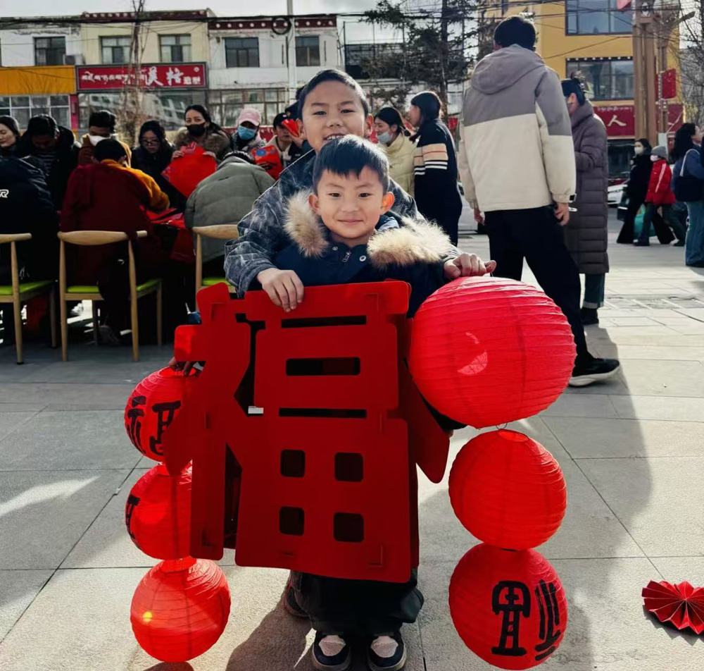 6d1a3beaafac42cb0f96ba1791081d9a