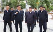 熊元来看望慰问一线教师和教育工作者