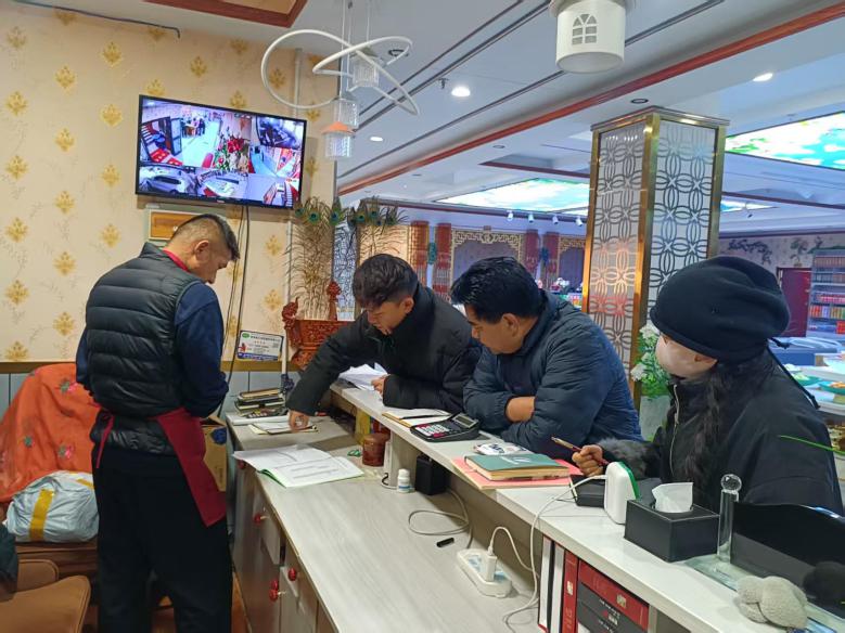 7d6ef0b7818d4333314311f4ac4637a8