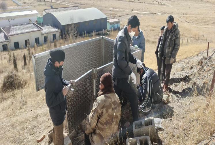 2ab423754180e5c7cb8ccc822d46947d